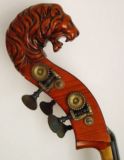 lion head double bass